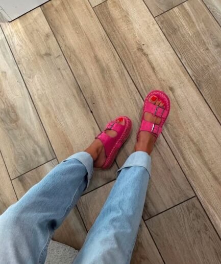 FLAT SANDALS WITH -50% OFF