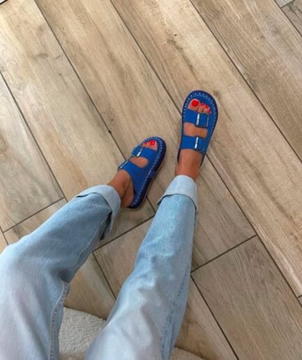 FLAT SANDALS WITH -50% OFF