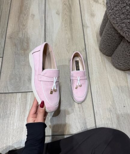 CHIC LOCK LOAFERS